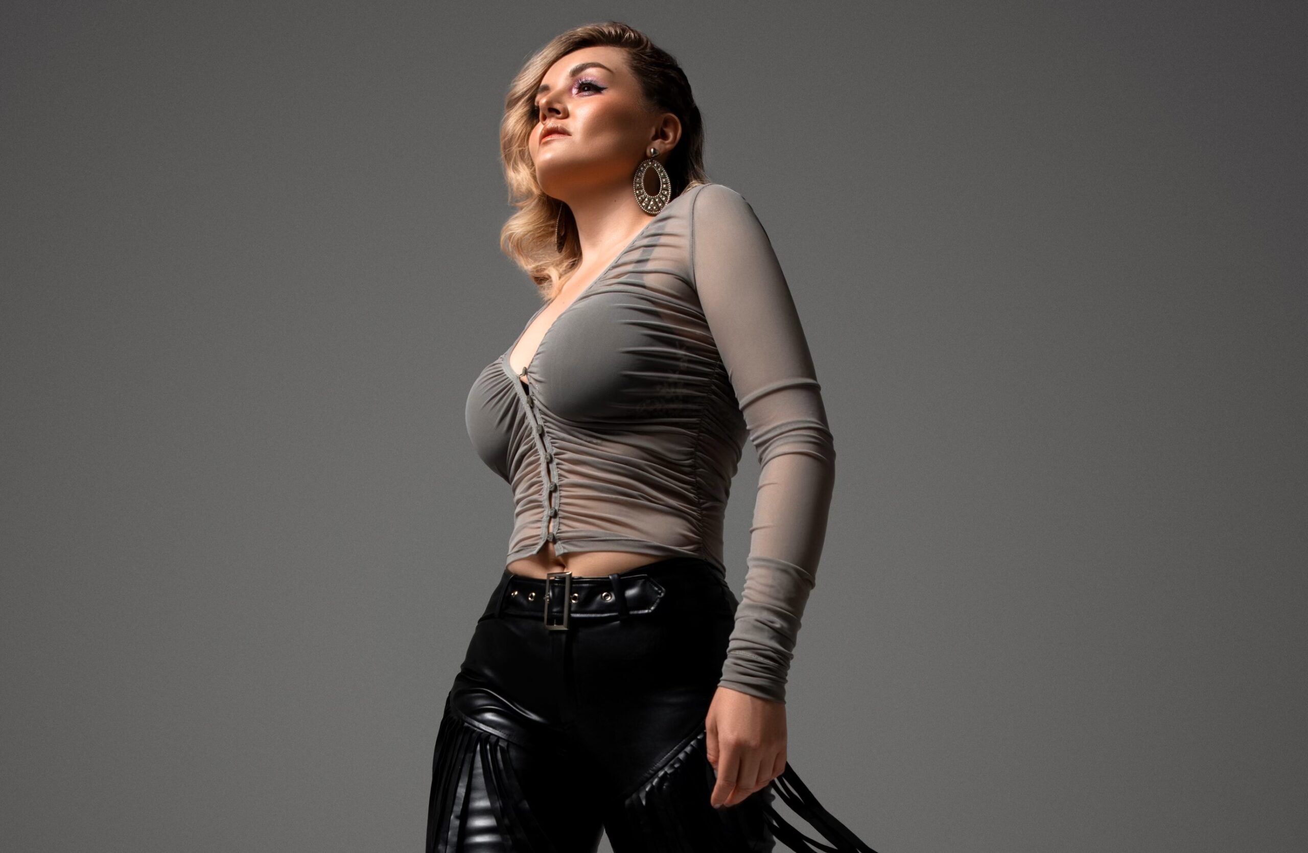 Lourdes Capall, la artista pop que está abriéndose camino con su estilo único
