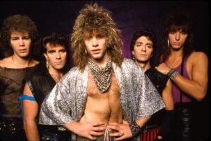 Bon Jovi homenajea los 40 años de su álbum homónimo con su versión Deluxe