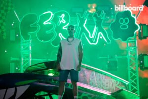 Feid tiñó de verde la tercera jornada de Lollapalooza Argentina 2024