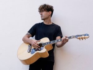Nahuel Vasko continúa su camino en la escena indie con «De Hacerlo Mal»