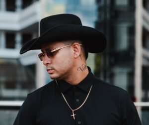 La Firma Santana estrena «Otro trago», su nuevo single