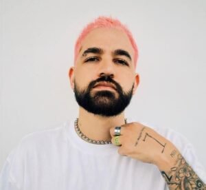 Morelli, reconocido compositor colombiano, continúa profundizando su carrera musical
