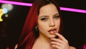 Emilia nos invita a un nuevo mundo en «GTA.mp3»