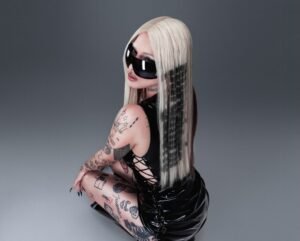 Sassyggirl reinvienta su estilo con su nuevo disco "Purgatorio"