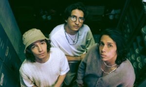 Los "superpoderes" de TIMØ, la banda colombiana que despierta nostalgia