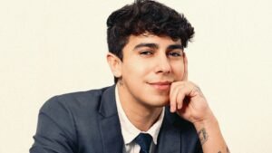 Nico Domini presenta "Casi Algo"