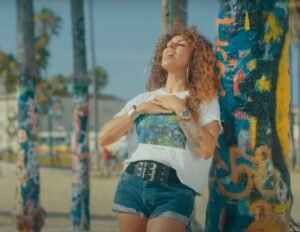 Maía celebra la gratitud y la felicidad en su nuevo sencillo ‘La Vida’