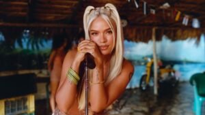 Karol G lidera la lista de finalistas en los Premios Billboard de la Música Latina 2024