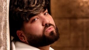 Royal estrenó su nuevo álbum "LoveStar" con un fuerte mensaje de amor propio