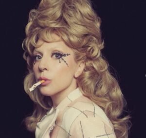 Lady Gaga anuncia el lanzamiento de "Harlequin": La banda sonora de "Joker 2: Folie et Deux"