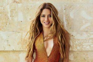 Shakira celebra sus nominaciones al Latin GRAMMY con el estreno de «Soltera»
