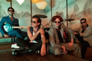 Coti adelanta su nuevo álbum con «Porcelana China», junto a Bandalos Chinos