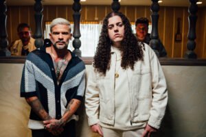 Disfrutá en exclusiva el videoclip oficial de "Si Alguien Me Ve", la colaboración entre Pedro Capó y Lil Cake