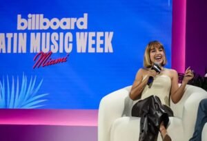 Thalía y Maria Becerra reflexionan sobre la toxicidad en redes sociales en la Billboard Latin Music Week