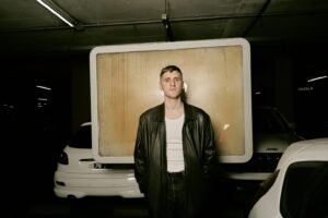 LOUTA comienza una nueva etapa artística con «Veneno», su primer single del año
