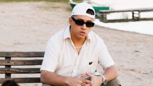 FMK continua su camino de exploración con "Una Oportunidad"