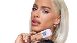 ¿Cómo es la nueva base que usa Tini? Maybelline Hype Edition presenta el Super Stay Lumi Matte
