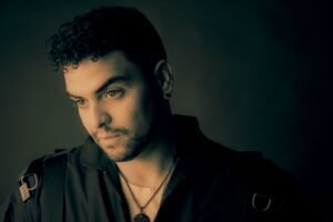 JACE presenta su single «Moviendo» junto a Alyko