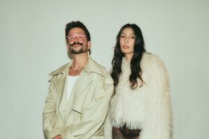 Daniela Spalla y Camilo presentan una nueva versión de “Lejos de la Ciudad”
