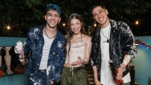Yami Safdie, Luck Ra y Q’ Lokura estrenaron la versión cuarteto de «En Otra Vida»