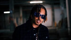 Ozuna regresa al reggaeton: escuchá su nuevo disco «COSMO»