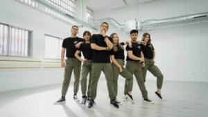 Carlos Baute llega con su «bauchata»: «Muy loco»