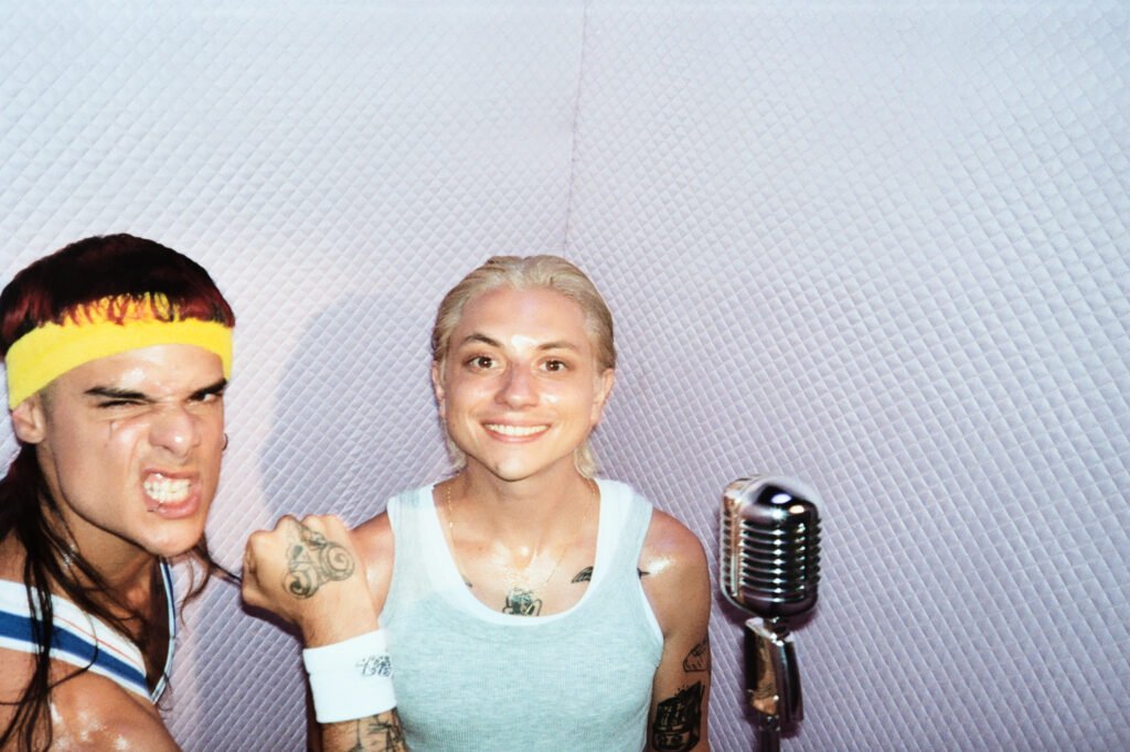 CA7RIEL & Paco Amoroso