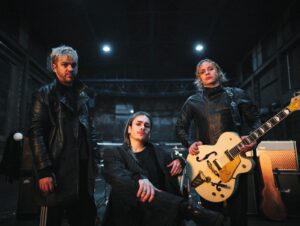 Airbag lanzó "El Club de la Pelea I", la primera parte de su nuevo álbum, tras agotar dos River