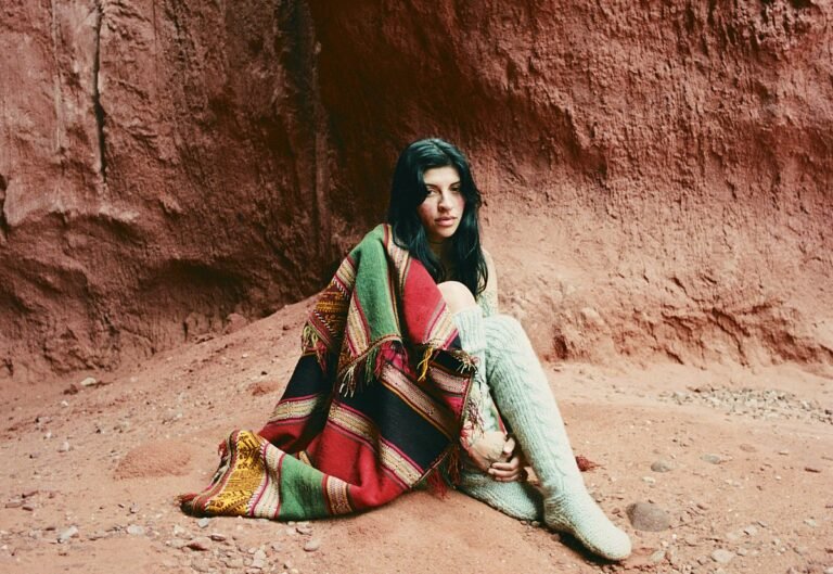 'Latinaje': Cazzu honra la diversidad cultural de Latinoamérica en su nuevo álbum