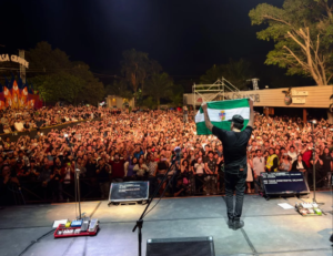 Andrés Calamaro, redención y gloria en Santa Cruz de la Sierra