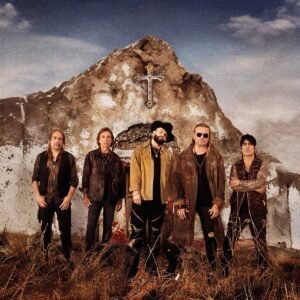 Maná presenta una versión de su clásico «Vivir sin aire» junto a Carín León