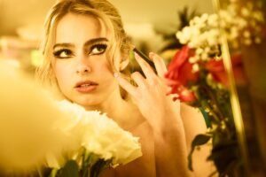 Addison Rae presenta su nuevo single “Fame is a gun”