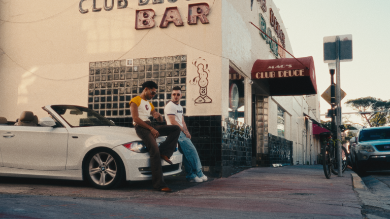 Yesan y Asan se unen en "Flores & Bombones"