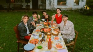 Un Verano presenta nueva formación y lanza «Menos Diez»
