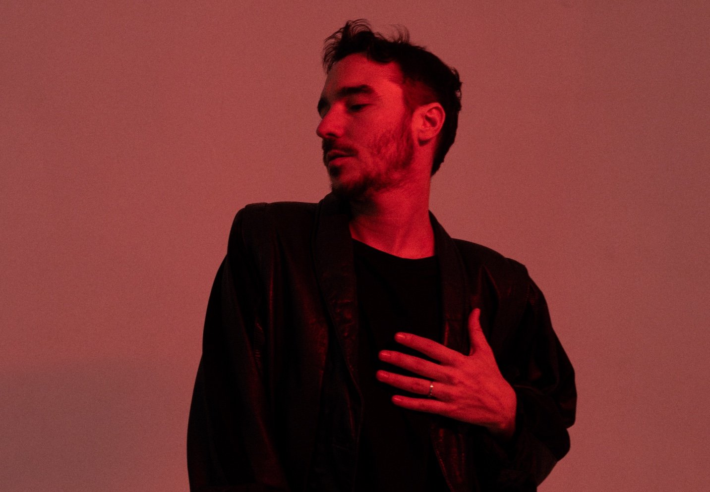 Track x Track: ‘Sitcom’ explicado por Juku Ares