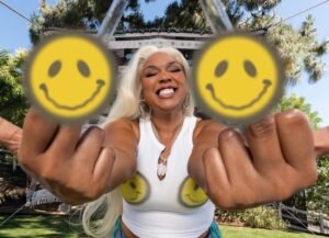 Lizzo sorprende con el lanzamiento de su mixtape ‘My Face Hurts From Smiling’