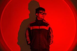 Nech se presentará en Niceto Club