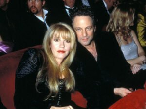 Stevie Nicks y Lindsey Buckingham reactivan su vínculo con una cita en Instagram