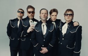 The Hives: “Nos apoyamos en cualquier símbolo de grandeza que podamos encontrar”