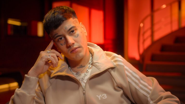 "Rockstar: DUKI desde el fin del mundo", la historia del rapero hecha documental