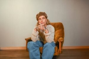 Tash Sultana llega al Music Wins: "La manera más clara de reconocer a un verdadero artista es verlo tocar en vivo"