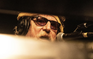 Medio y Medio cumple 30 años y anuncia una temporada extendida con más de 60 artistas