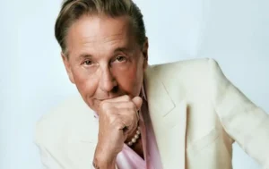 Ricardo Montaner anuncia su regreso a los escenarios con una gira mundial que pasará por Argentina