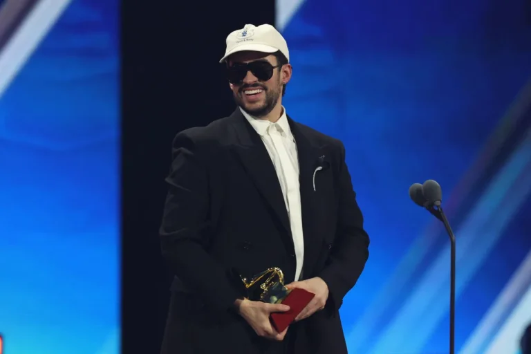 Latin Grammy 2025: Bad Bunny y Ca7riel & Paco Amoroso entre los más premiados de la noche