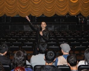 Fundación PaMaRa llevó a jóvenes argentinos a la prueba de sonido de Rauw Alejandro