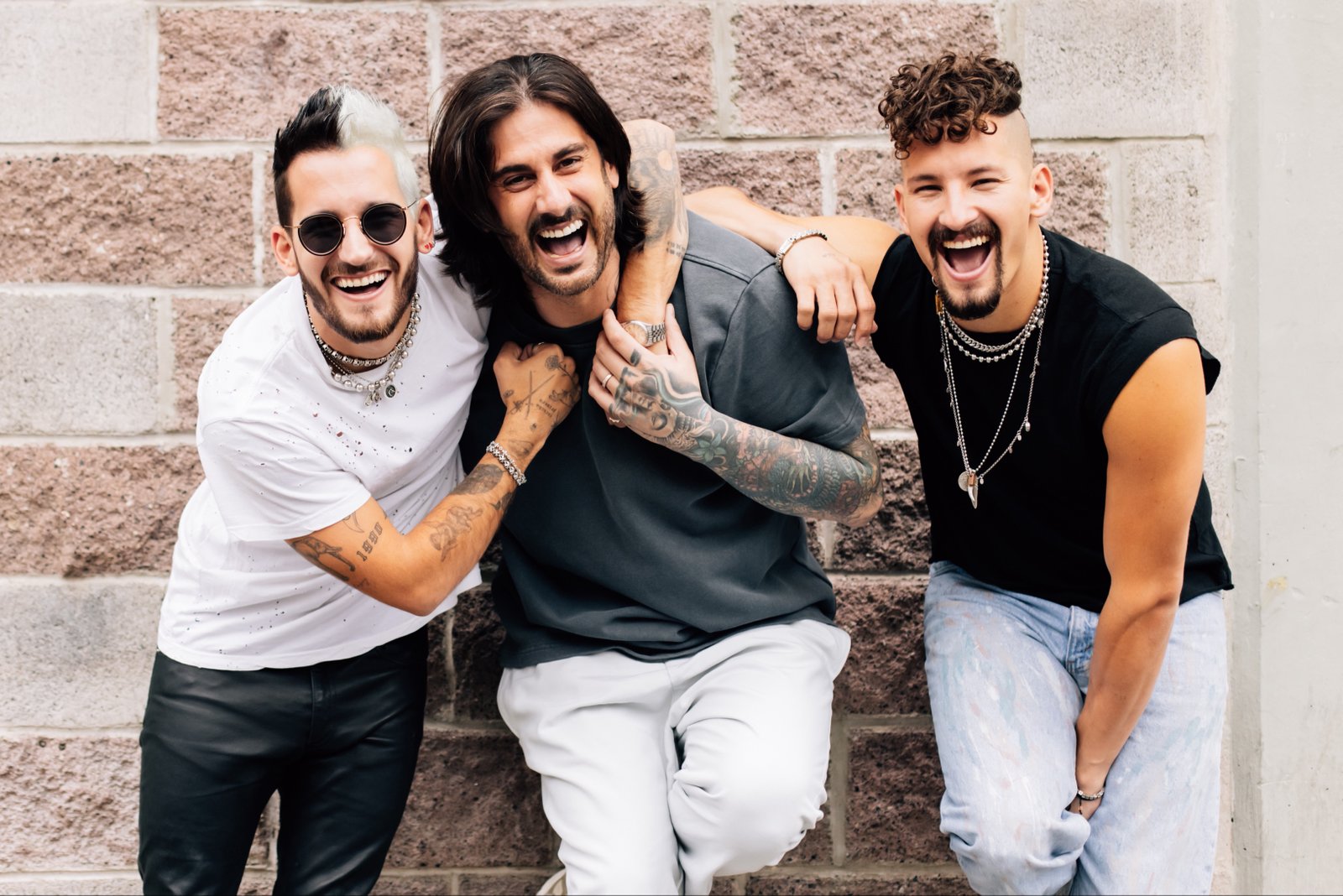 Melendi: "Todo lo que nos une siempre es bueno si lo sabemos usar"