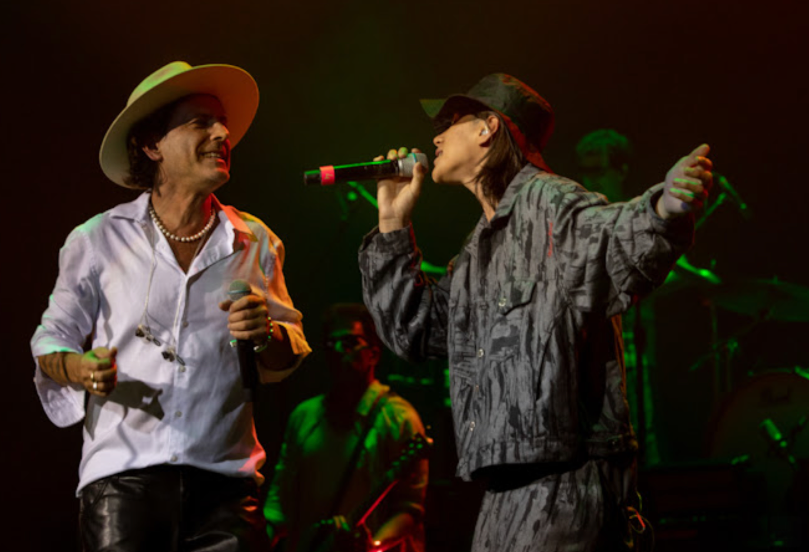 Coti presenta la versión en vivo de “Dónde están corazón” junto a Valentino Merlo