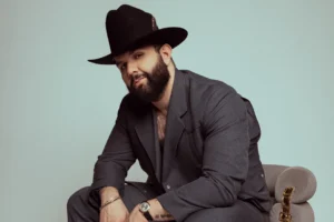 Carín León, Ryan Castro, Kapo, Gloria Trevi y más actuarán en Premio Lo Nuestro 2026