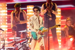 Bruno Mars anuncia un nuevo álbum, 'The Romantic'