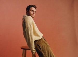 Alex Warren presenta "Fever Dream"